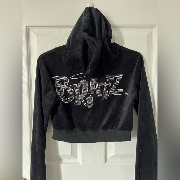 Dolls Kill x Bratz Set (zip up + pants) - size xs and xxs - Picture 5 of 11